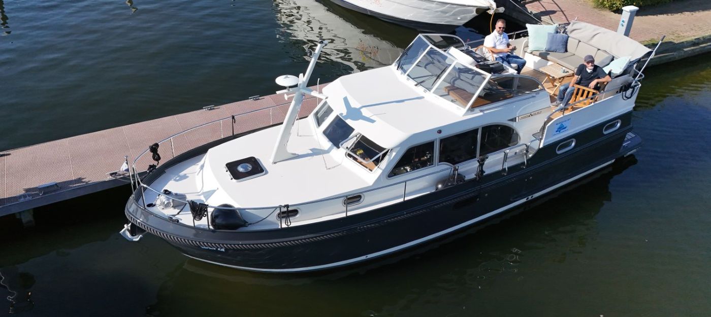 Idefix - Linssen Grand Sturdy 35.0 AC van Yachtcharter BLY in Biddinghuizen