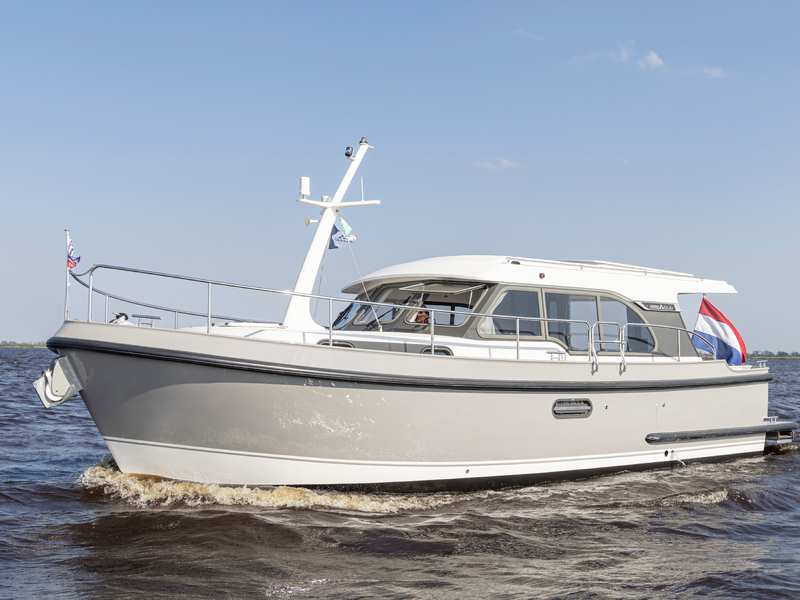 DOJO - Linssen 30.0 SL Sedan van Yachtcharter BLY in Biddinghuizen